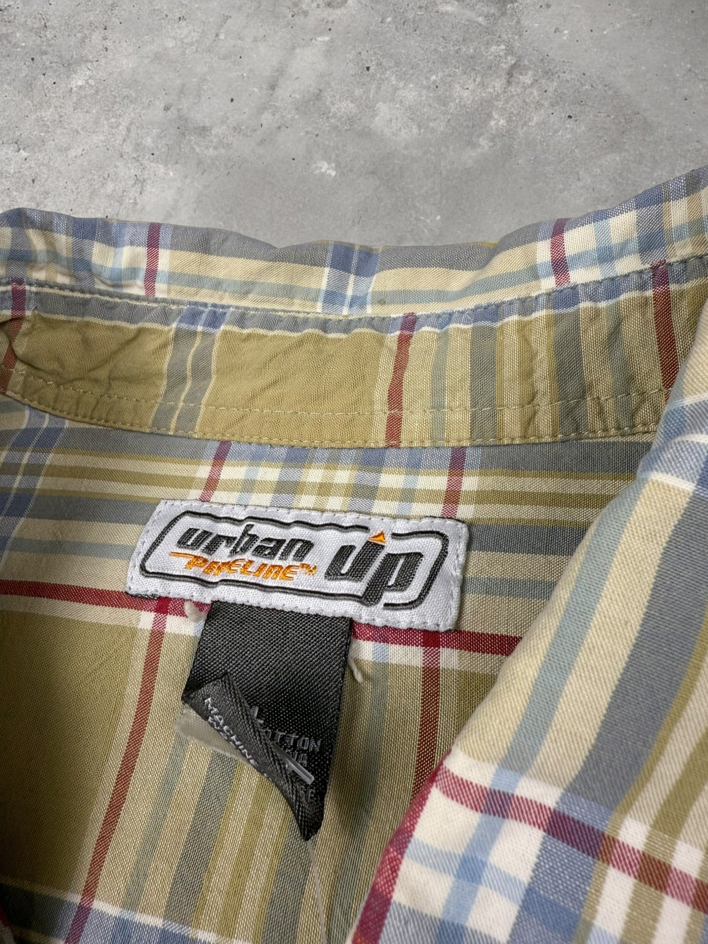 ‘00s Urban Pipeline Polo Sz. L