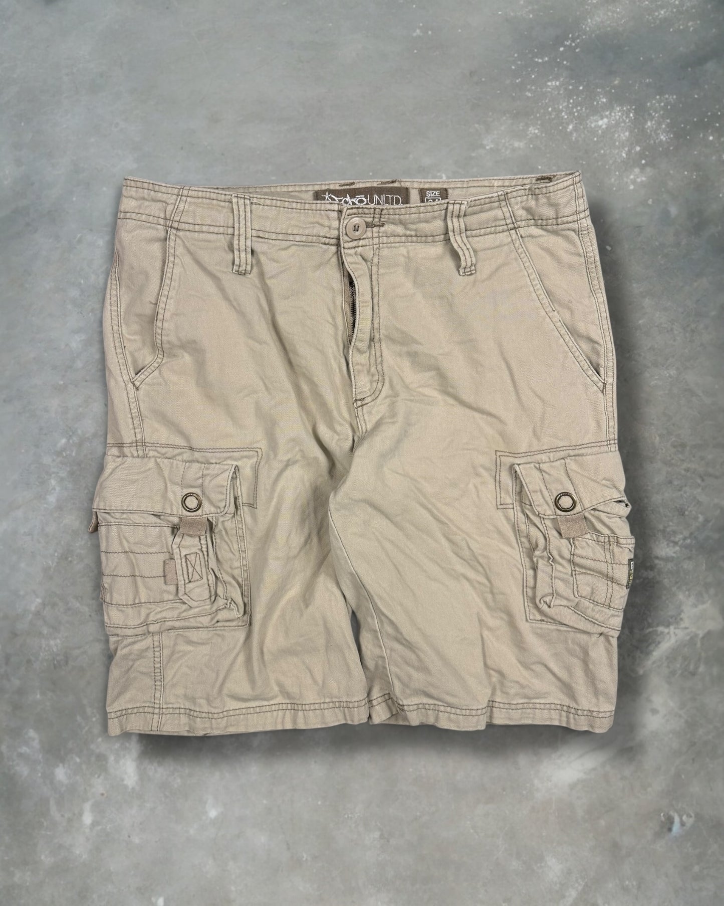 ‘00s Ecko Cargo Shorts Sz. 34