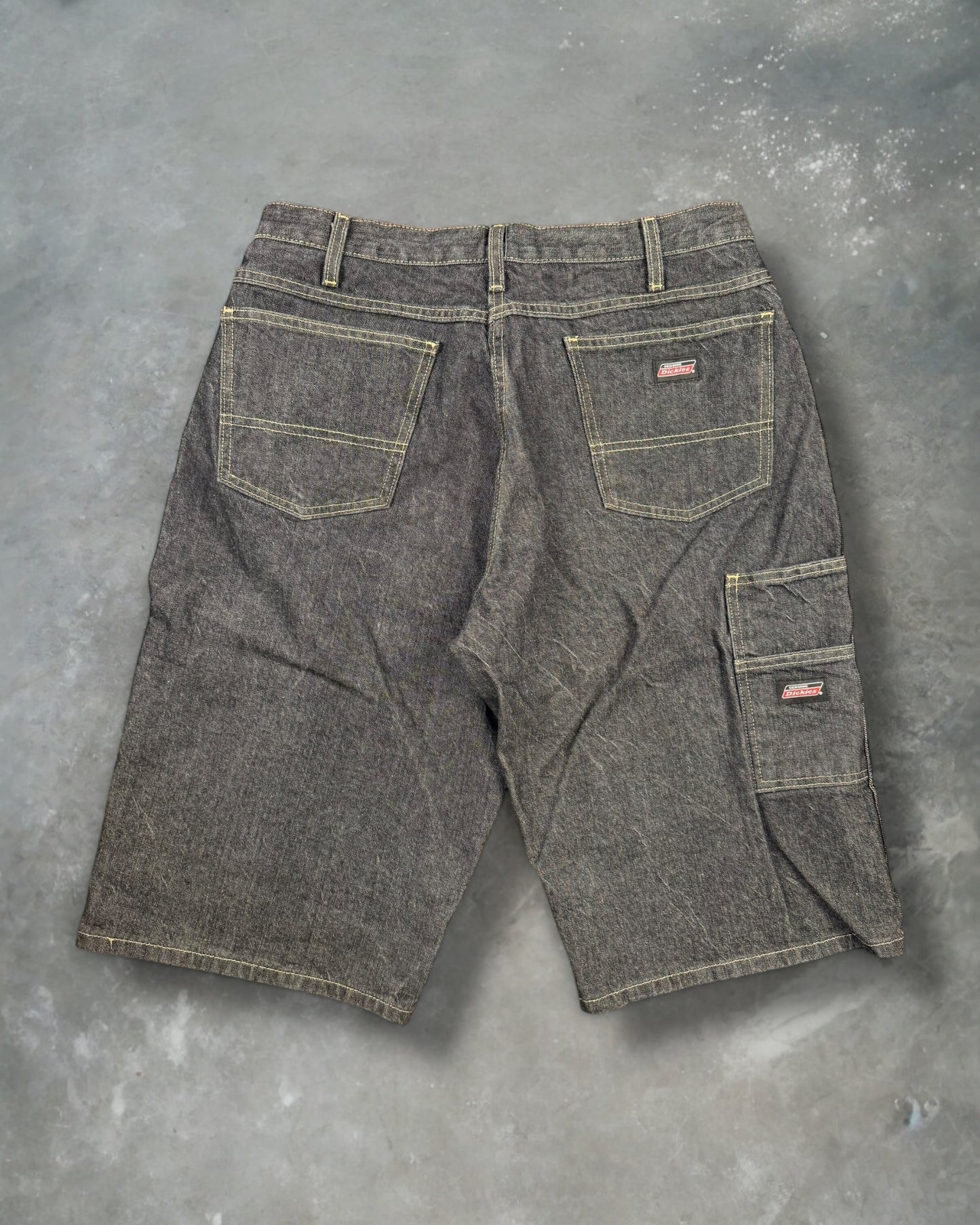 ‘00s Dickies Cargo Jorts Sz. 32