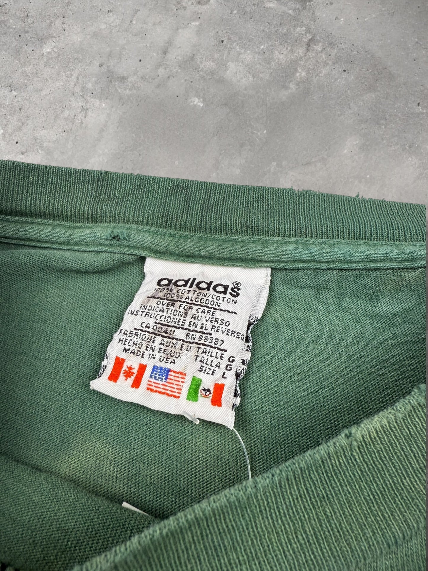 ‘90s Adidas Essential Tee Sz. L