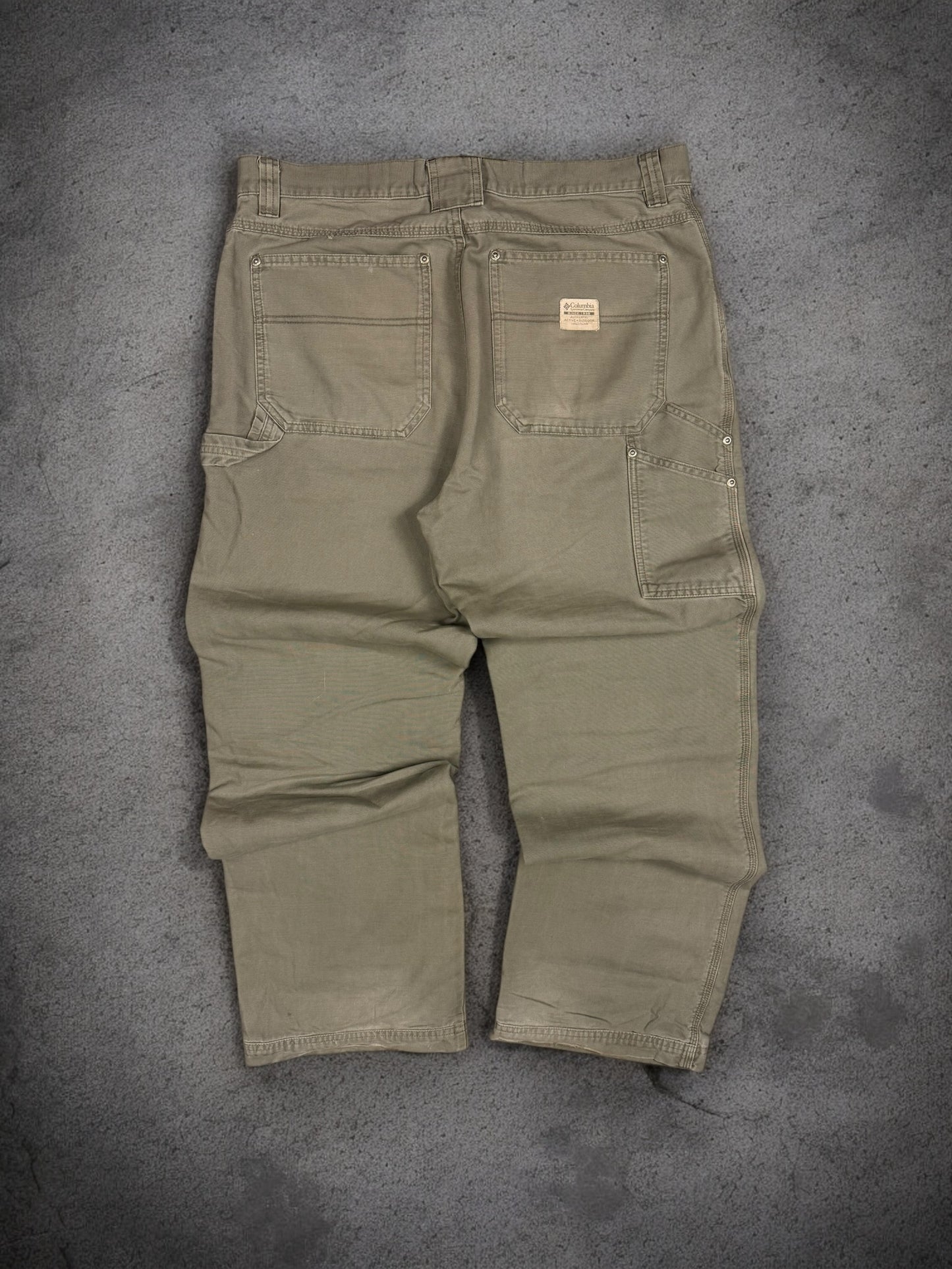 ‘00s Columbia Carpenter Pants Sz. 34x32