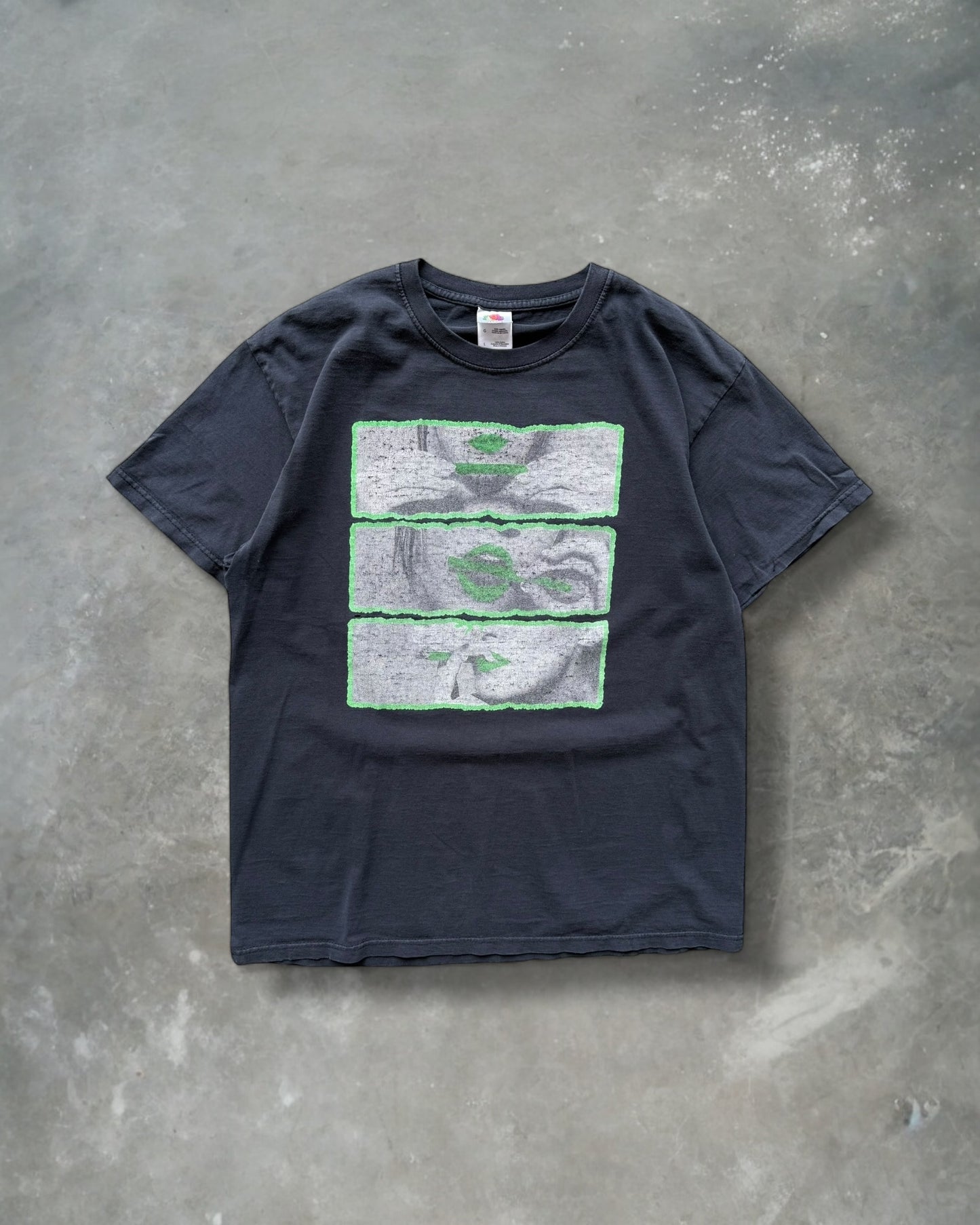 ‘00s Blunt Tee Sz. L