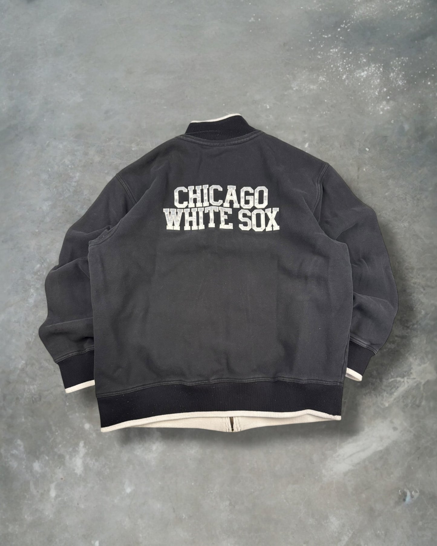 ‘00s Chicago White Sox Zip Up Jacket Sz. XL