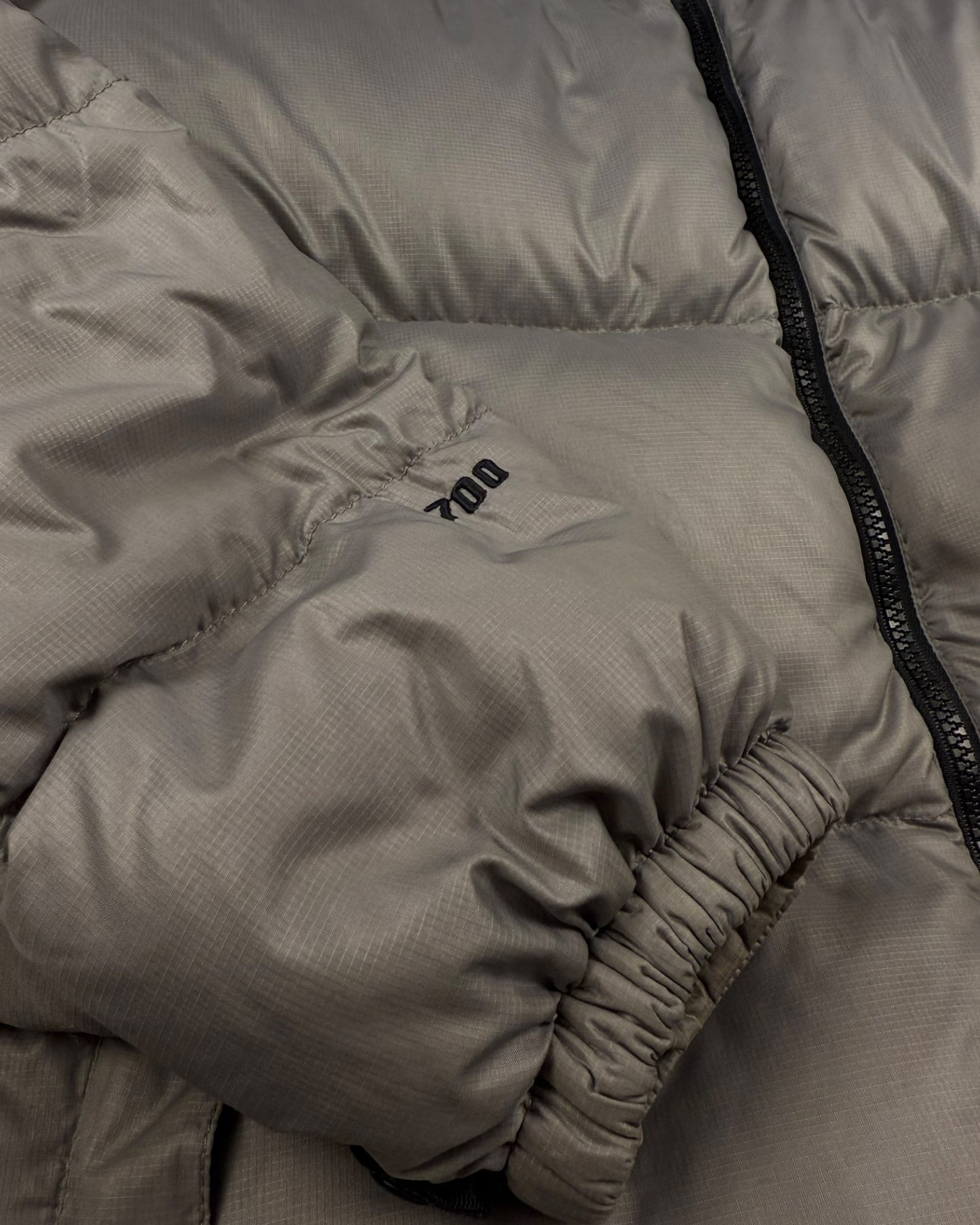 ‘00s North Face 700 Puffer Jacket Sz. L