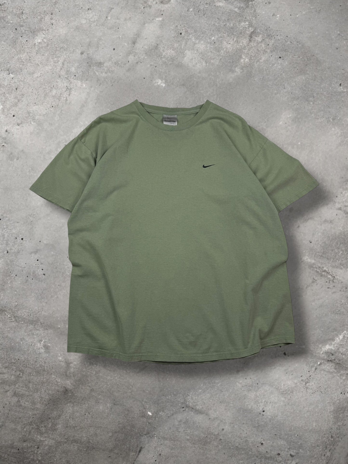 ‘00s Nike Essential Tee Sz. XL