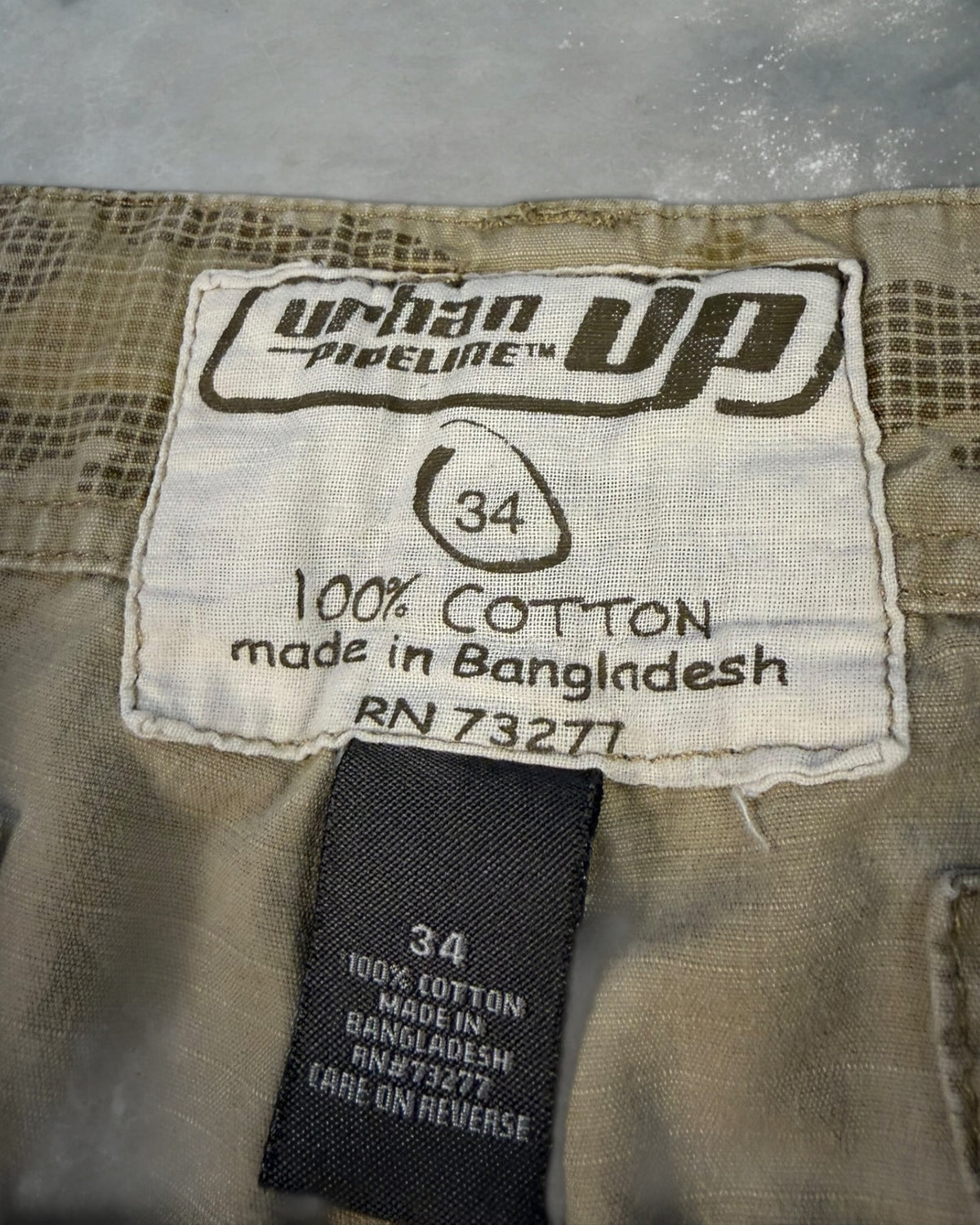 ‘00s Urban Pipeline Digi Camo Jorts Sz. 34