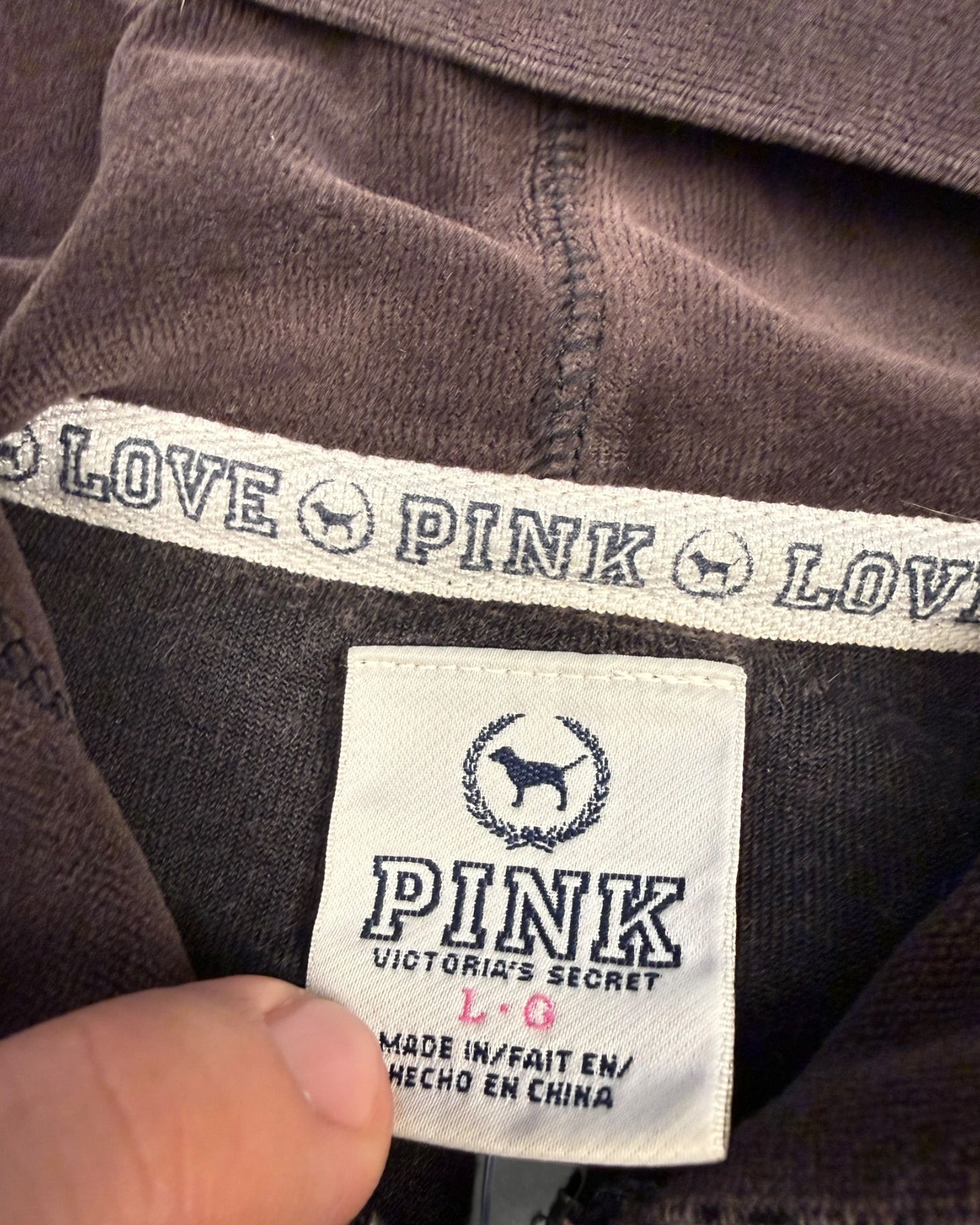 ‘00s Pink Victoria’s Secret Val-ore Zip Up Sz. L