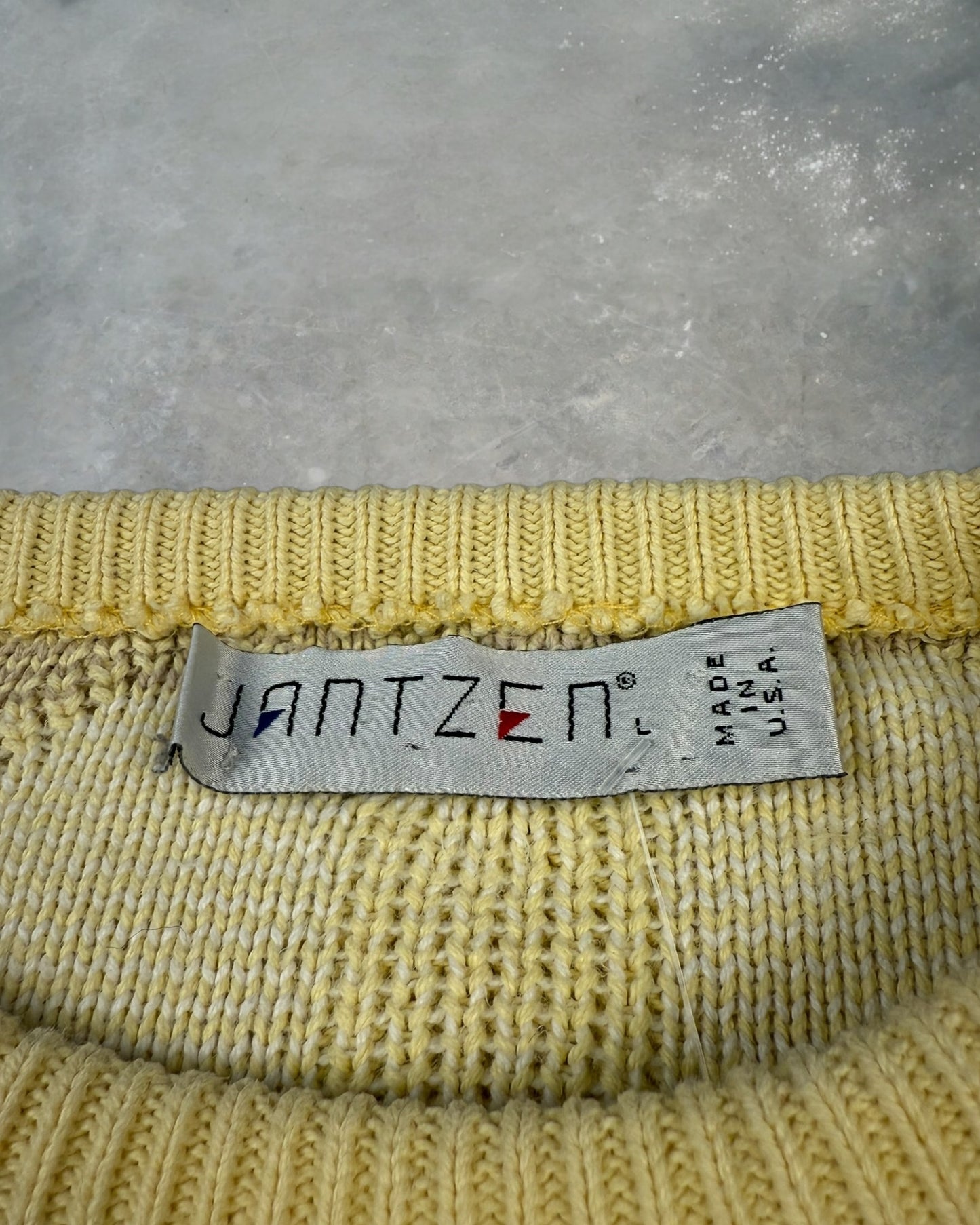 ‘90s Jantzen Sweater Sz. L