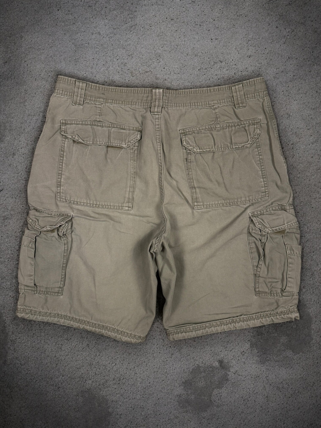 ‘00s Faded Glory Cargo Jorts Sz. 36