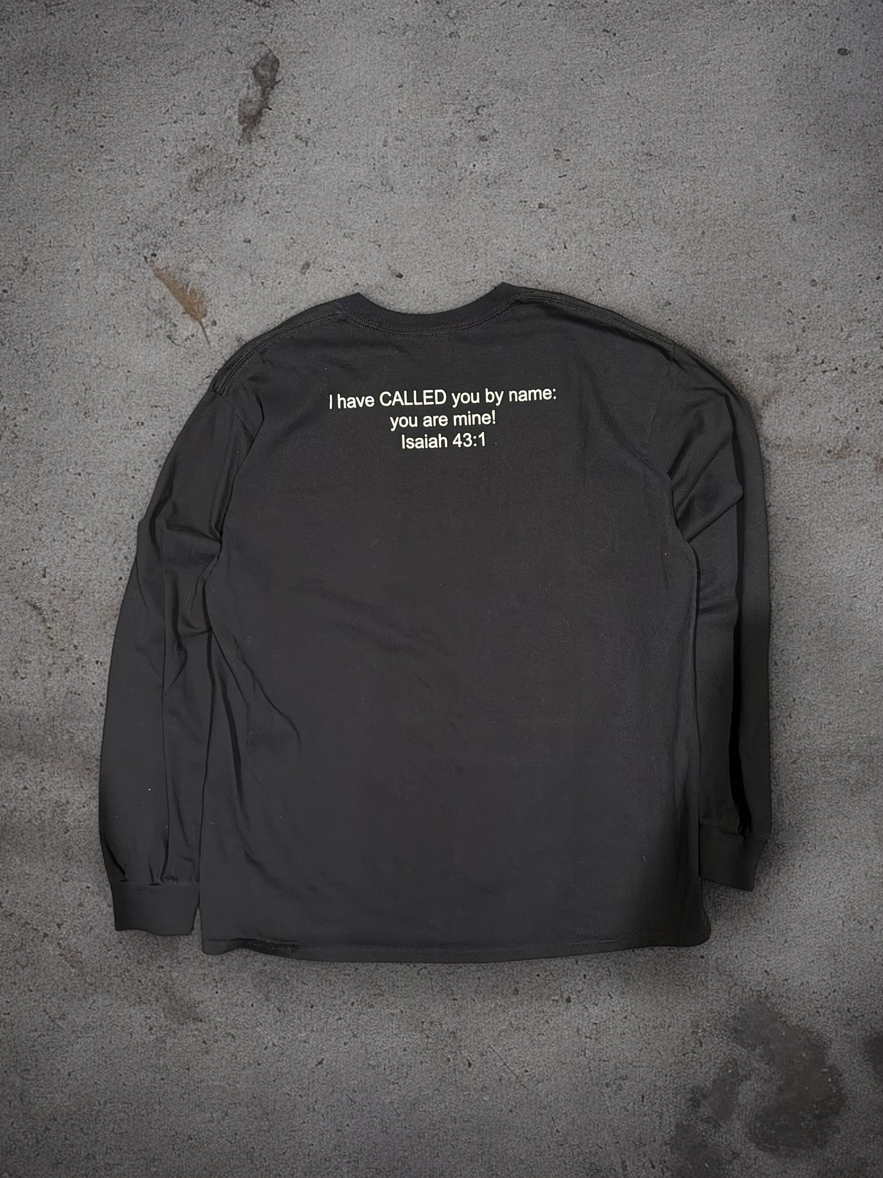 ‘10s Holy Spirit Jesus Long sleeve Sz. L
