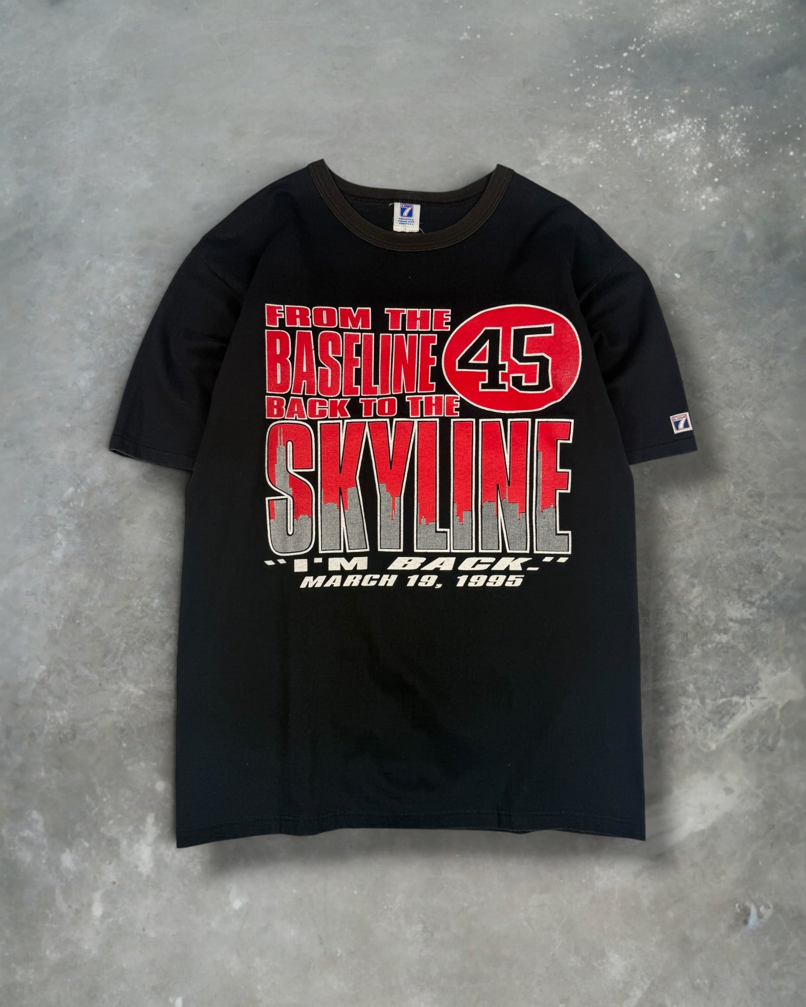 ‘95 Skyline Bulls Tee Sz. L