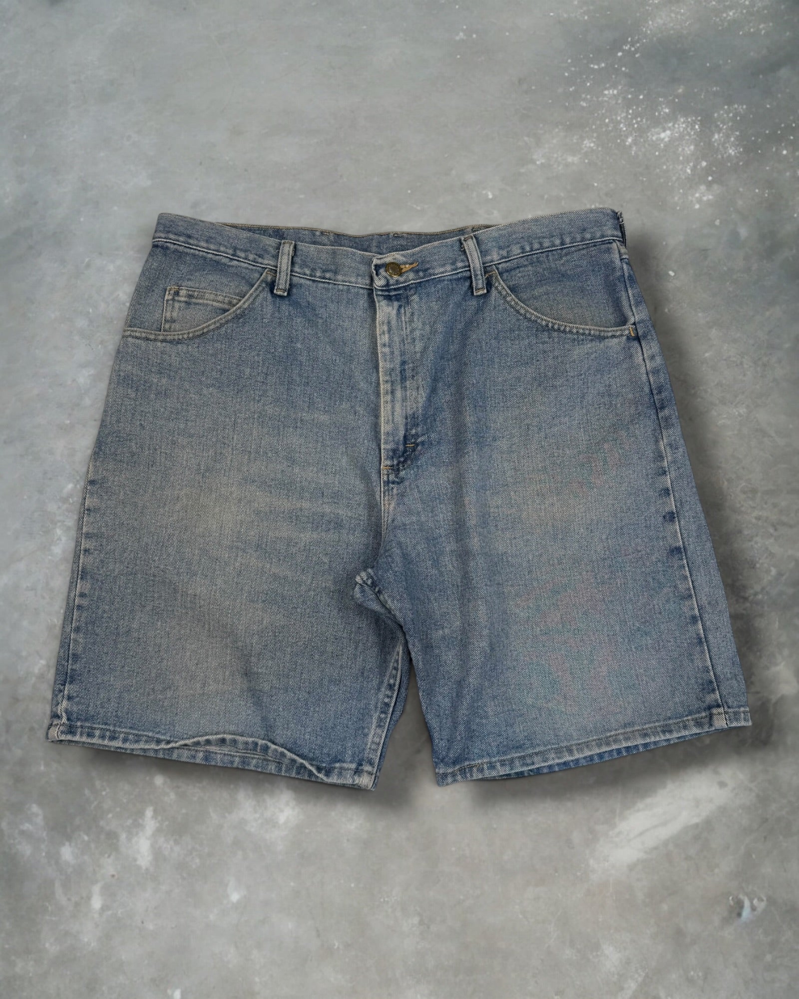 ‘00s Wrangler Jorts Sz. 40