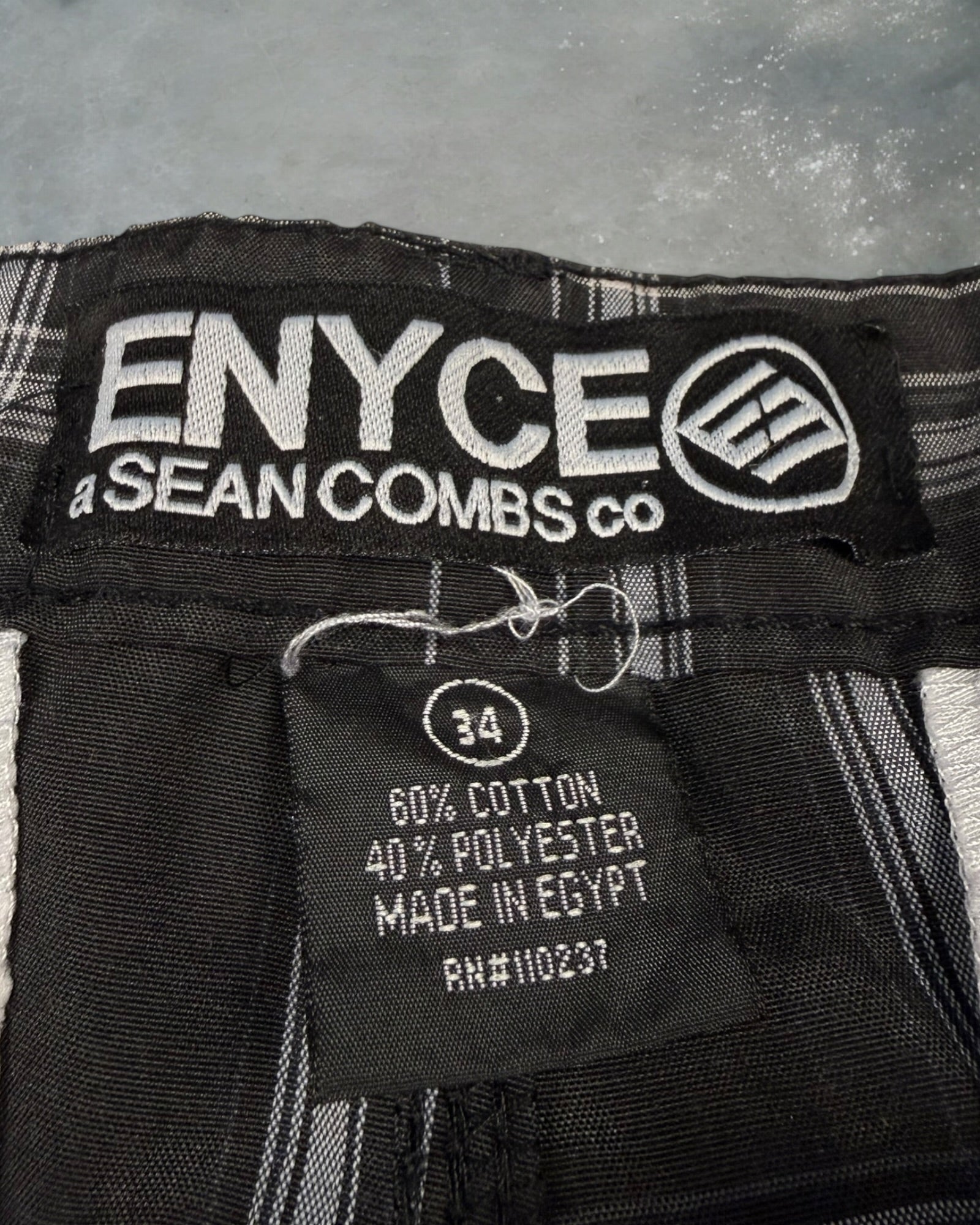 ‘00s Baggy Nylon Baggy Enyce Shorts Sz. 34