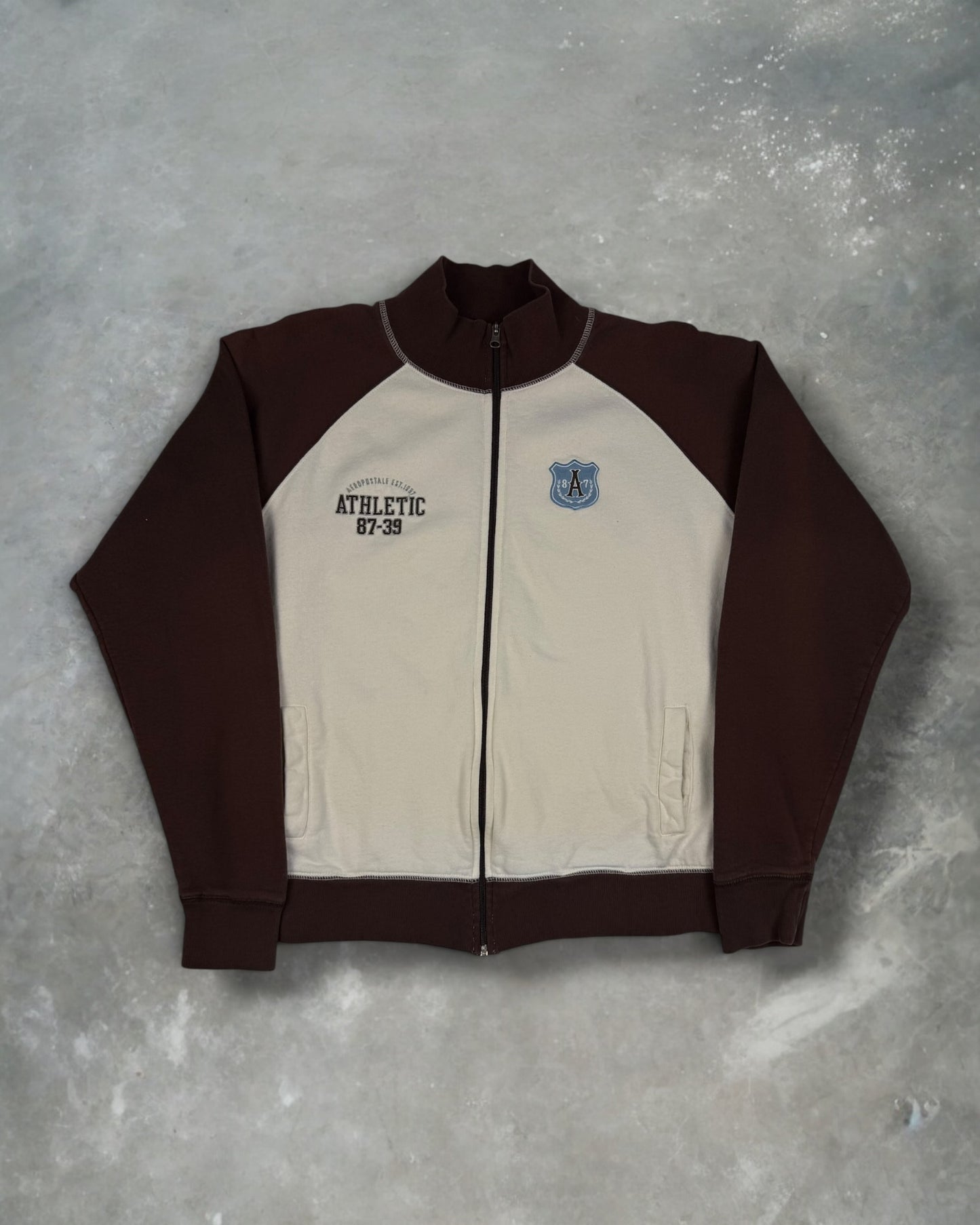 ‘00s Aeropostale Zip Hp Sz. L