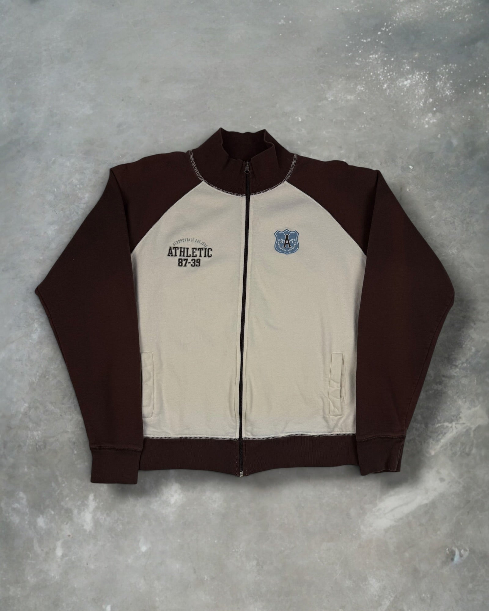 ‘00s Aeropostale Zip Hp Sz. L