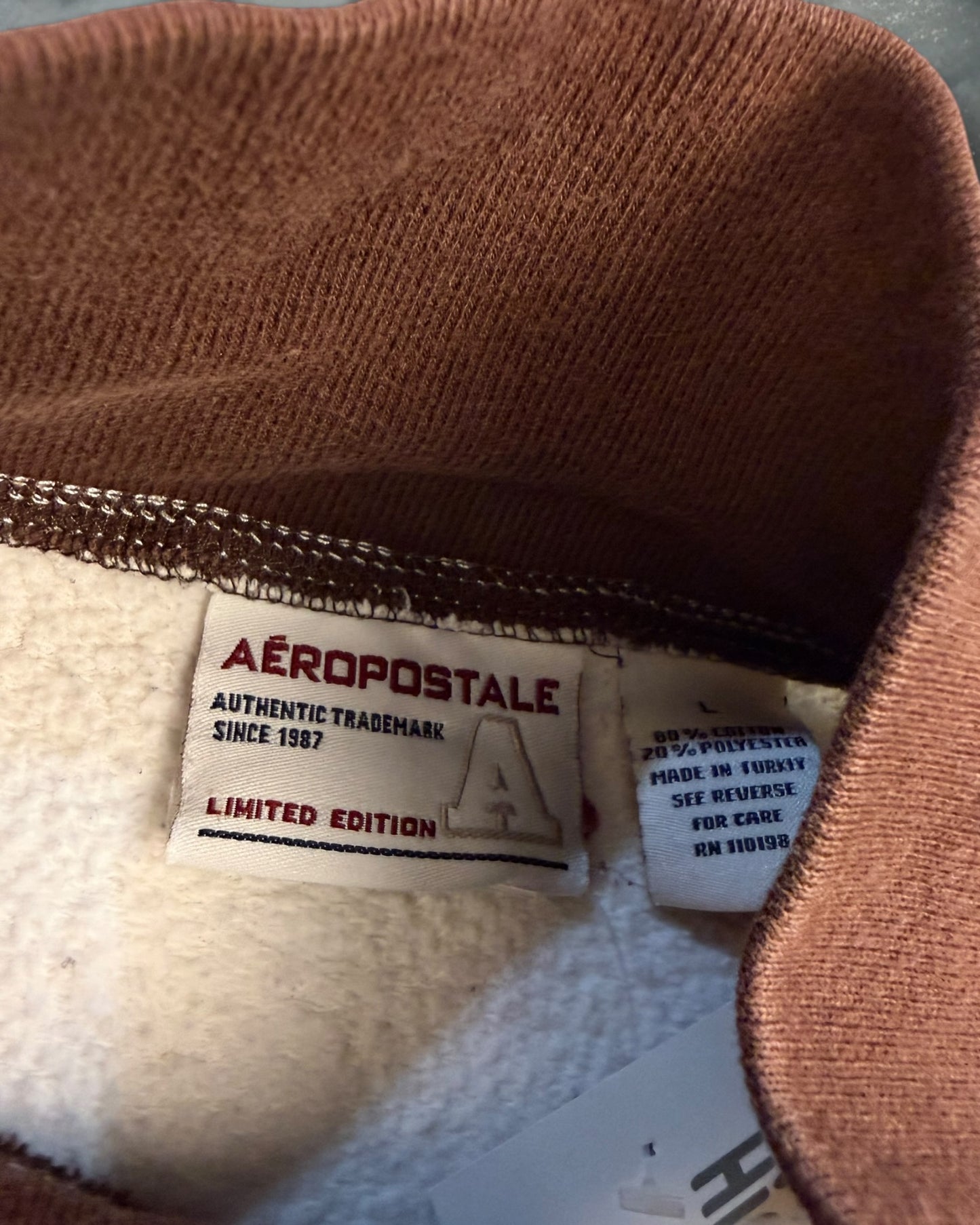‘00s Aeropostale Zip Hp Sz. L