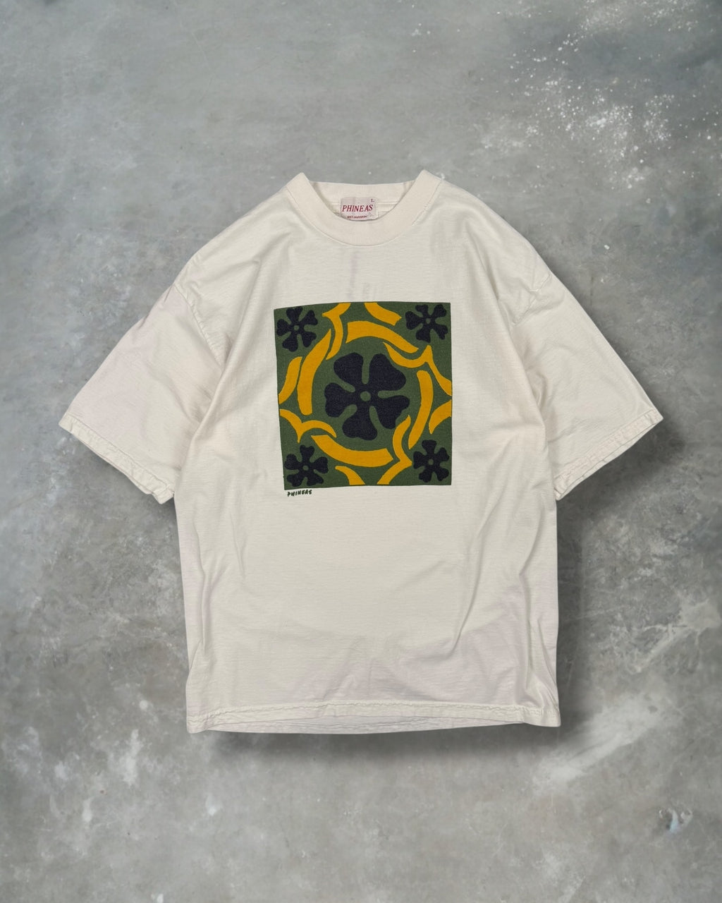 ‘90s Phineas Art Tee Sz. L