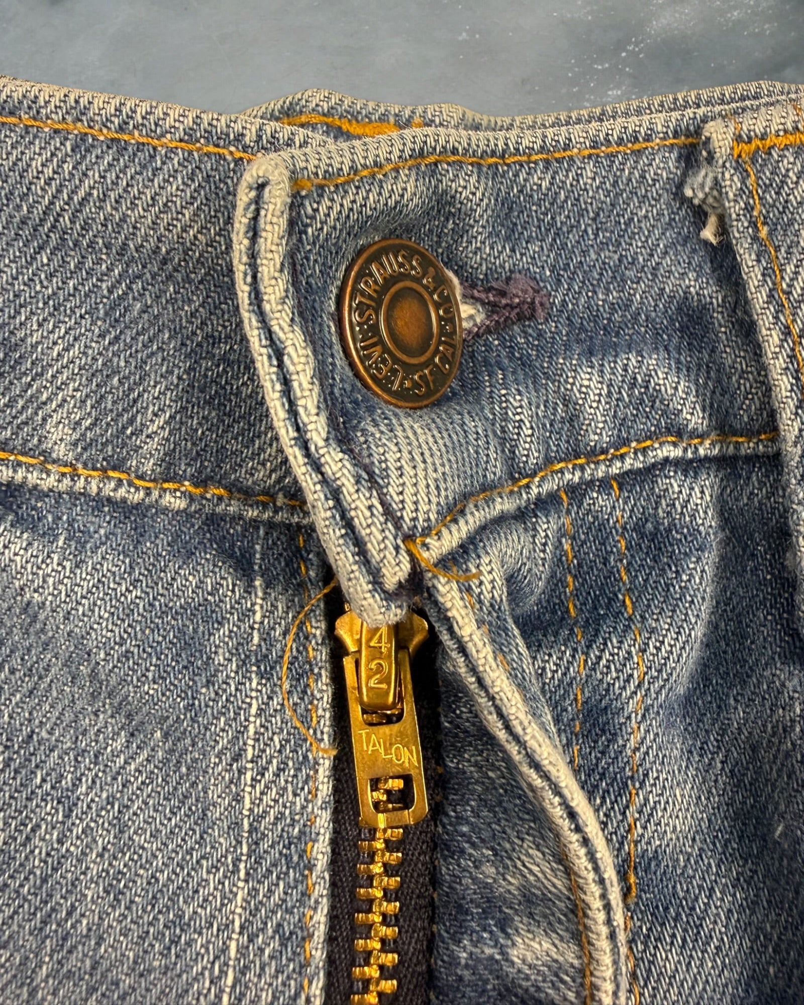 ‘70s Talon Zip Levi’s Shorts Sz. 28