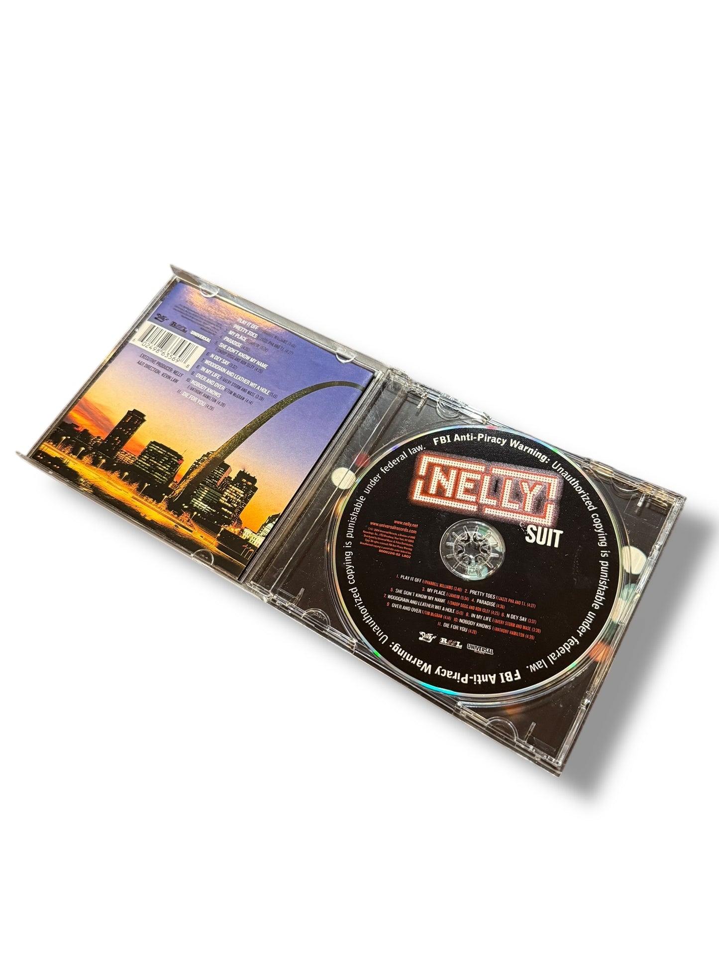 ‘04 Nelly Suit CD