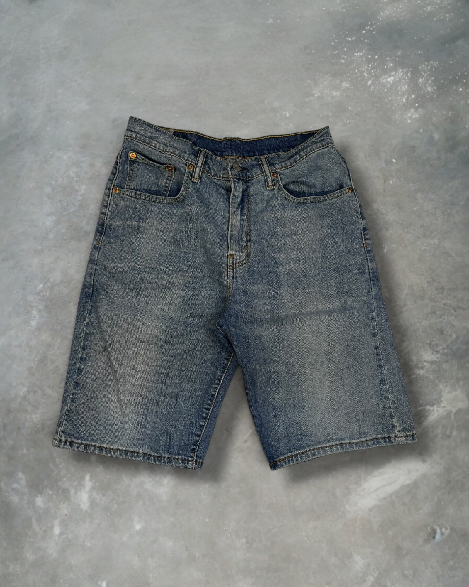 ‘00s Levi’s Jorts Sz. 31