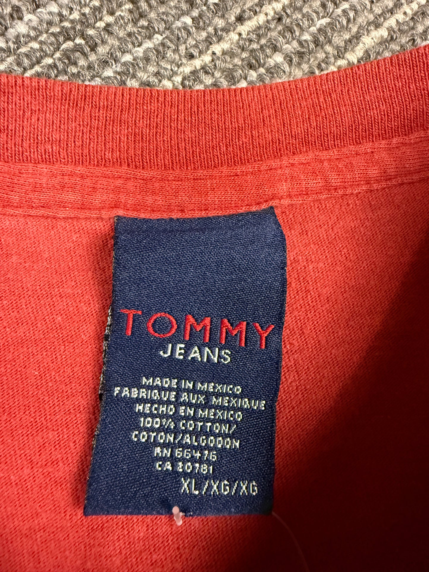 ‘00s Tommy Hilfiger Tee Sz. XL