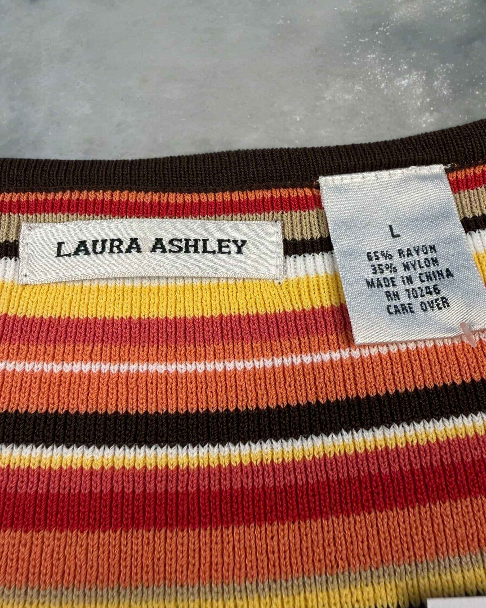 ‘00s Laura Ashley Top Sz. L