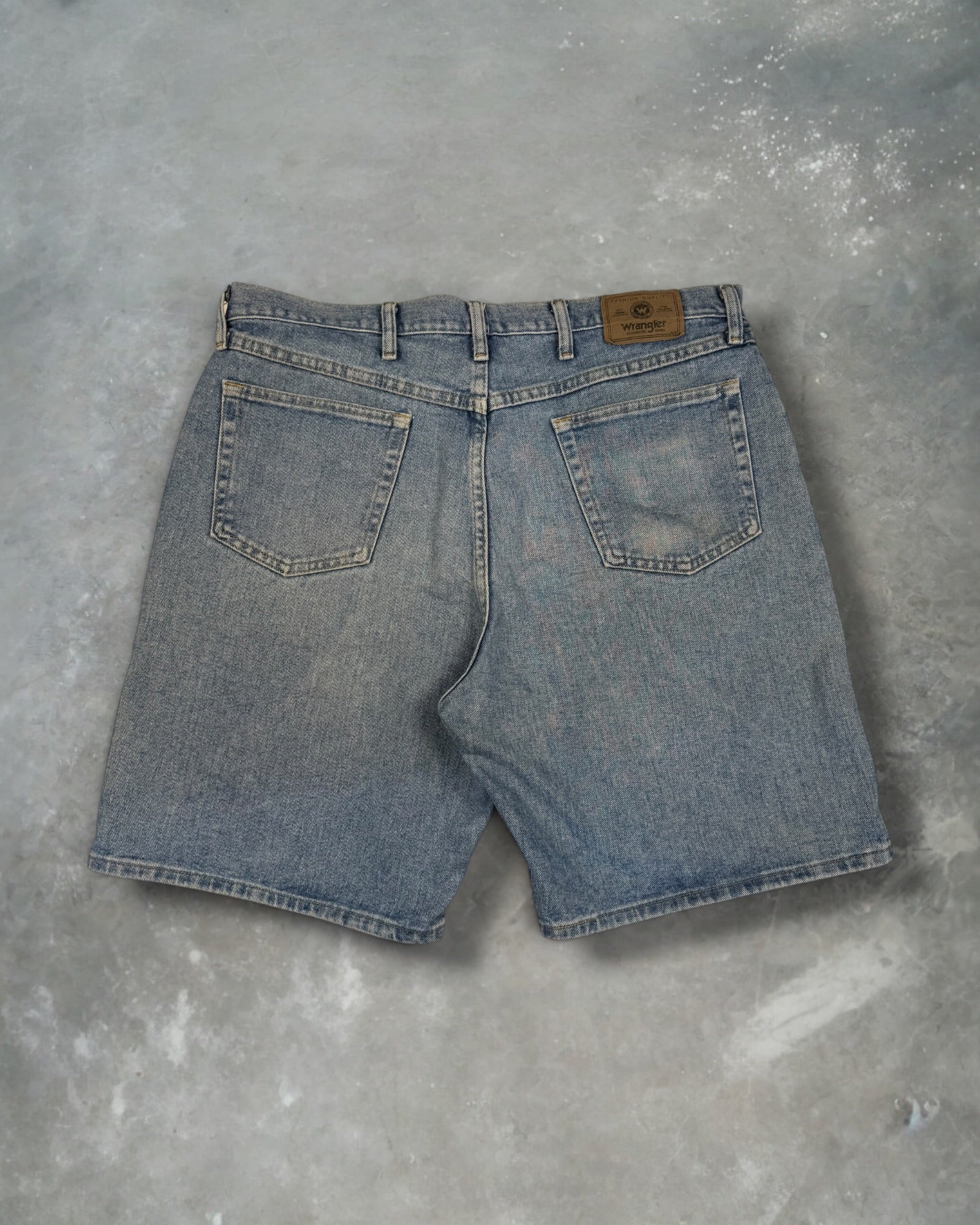 ‘00s Wrangler Jorts Sz. 40
