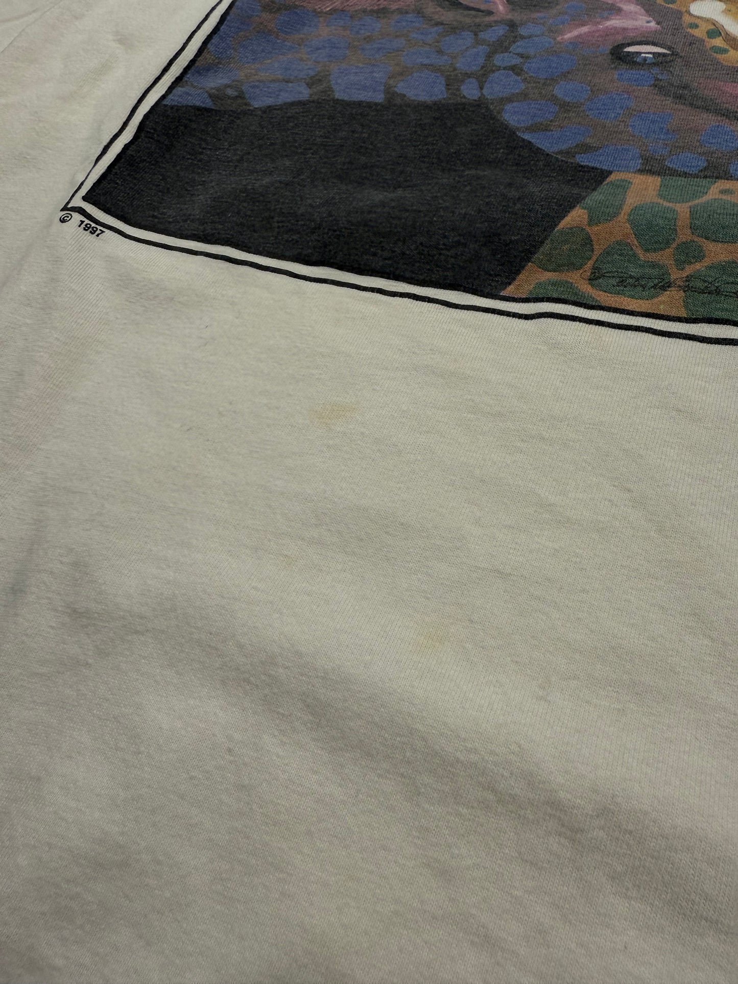 ‘97 Giraffe Art Tee Sz. L