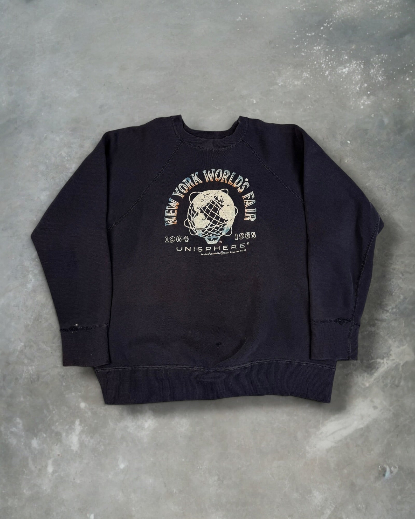 ‘65 New York World Fair Raglan Crewneck Sz. M