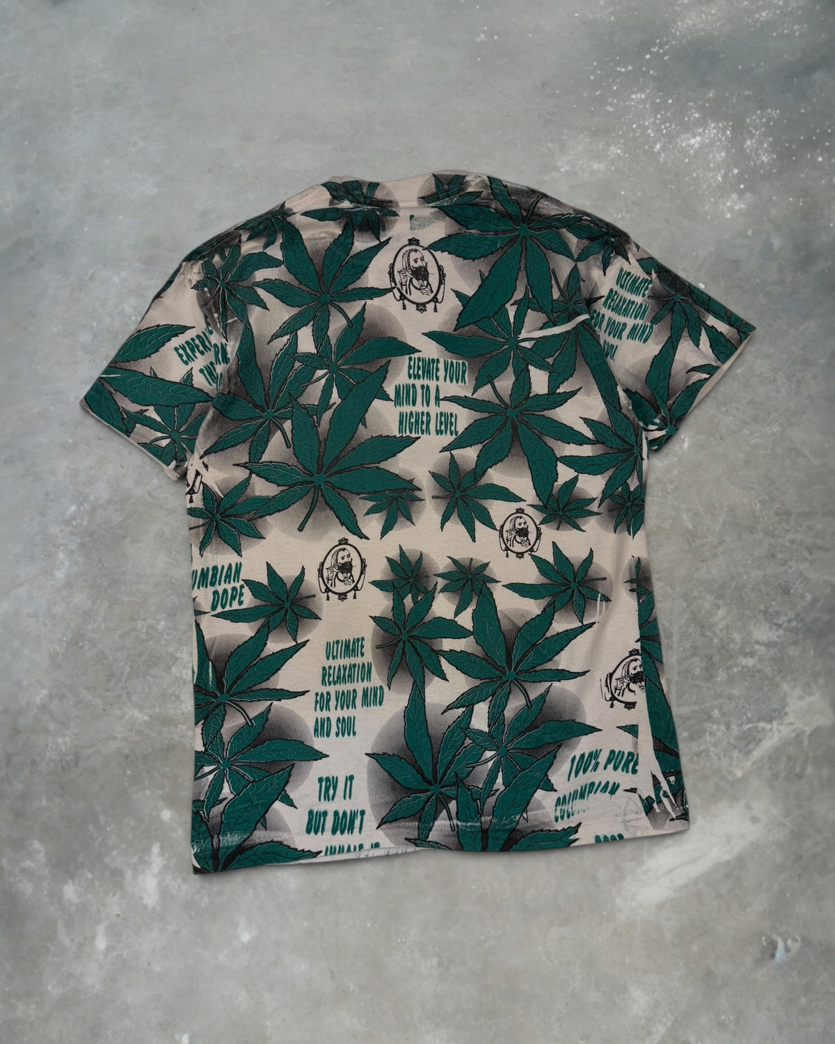 ‘90s Zig Zag Man Weed AOP Tee Sz. L