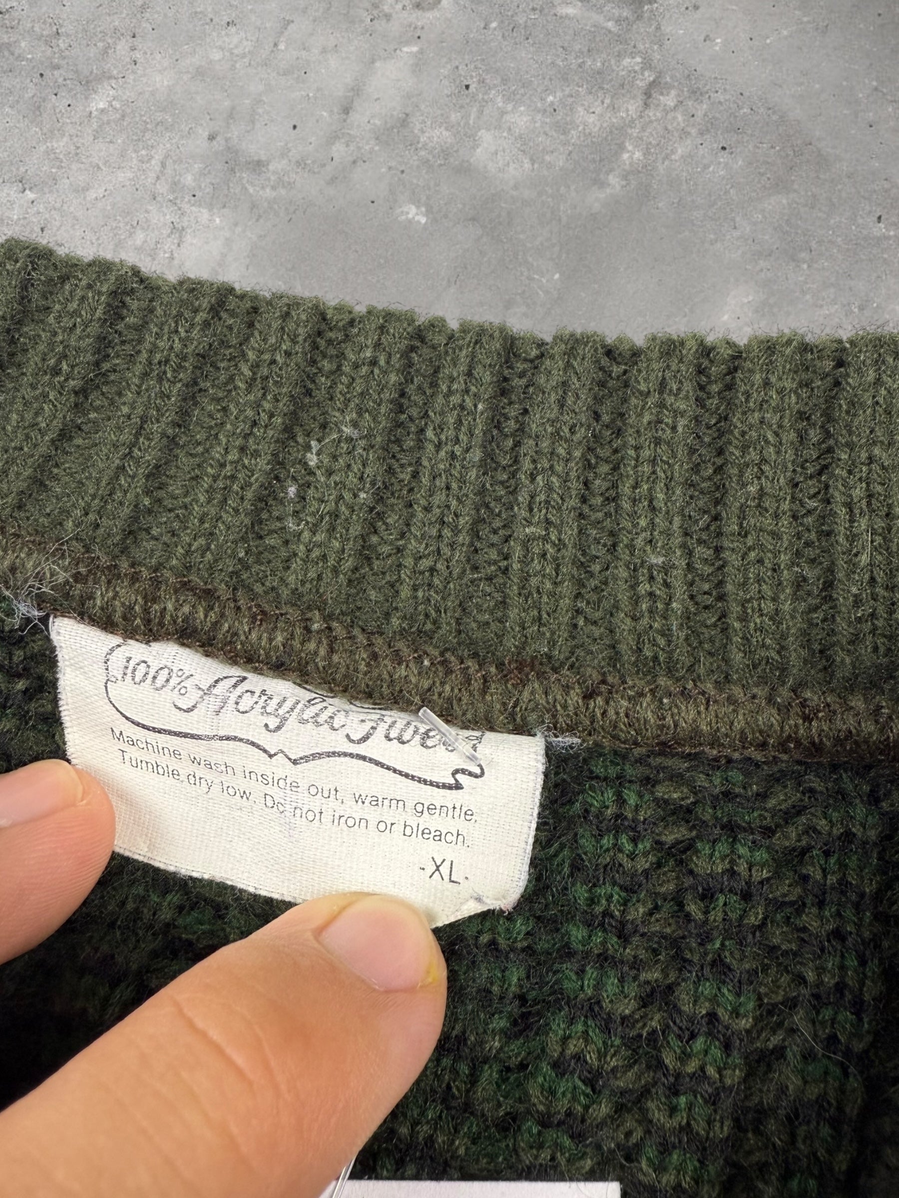 ‘90s Camo Sweater Sz. XL