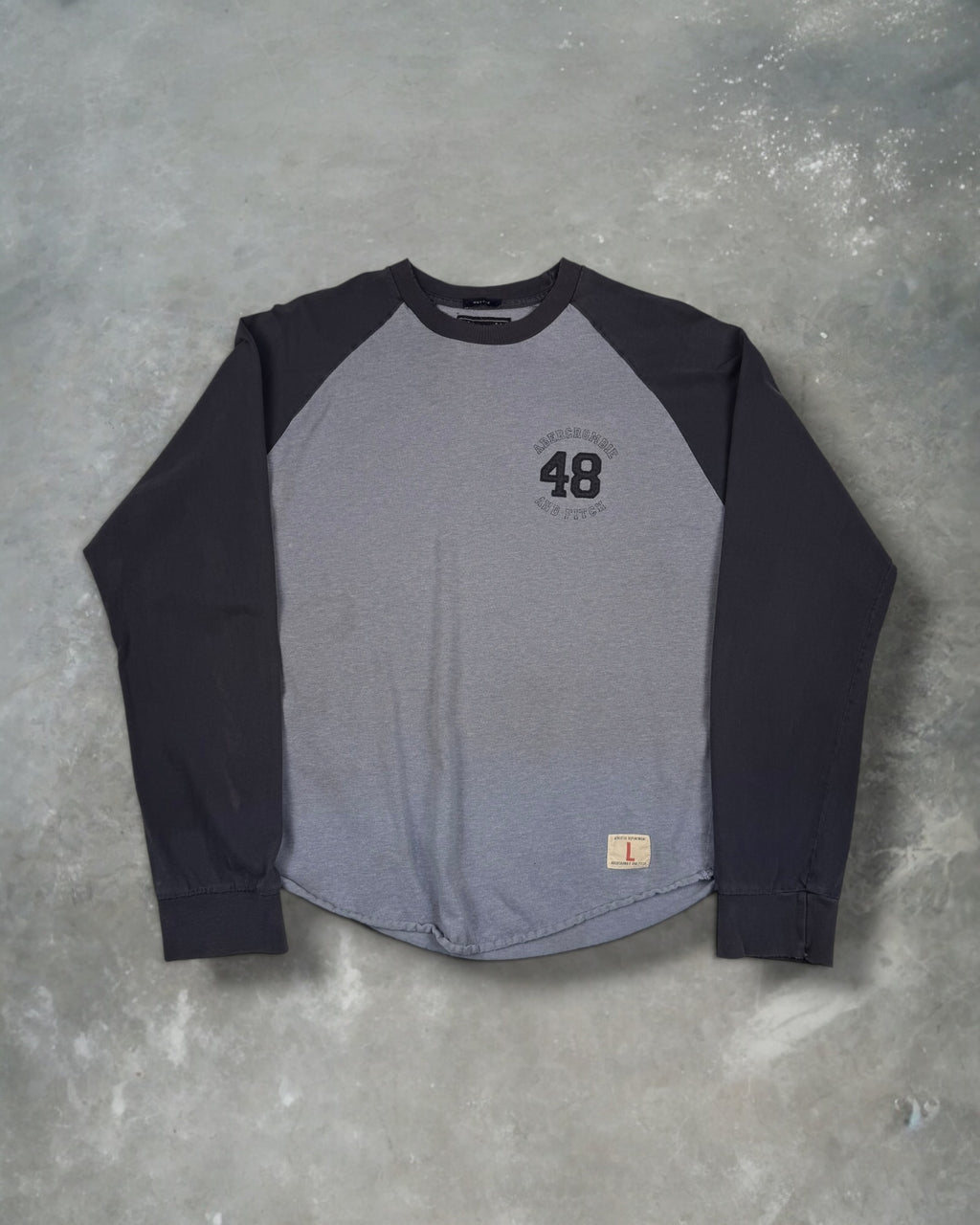 ‘10s Abercrombie & Fitch Ling Sleeve Sz. L