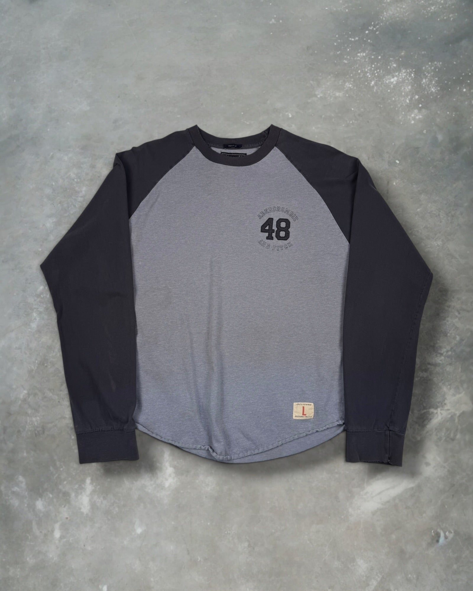 ‘10s Abercrombie & Fitch Ling Sleeve Sz. L