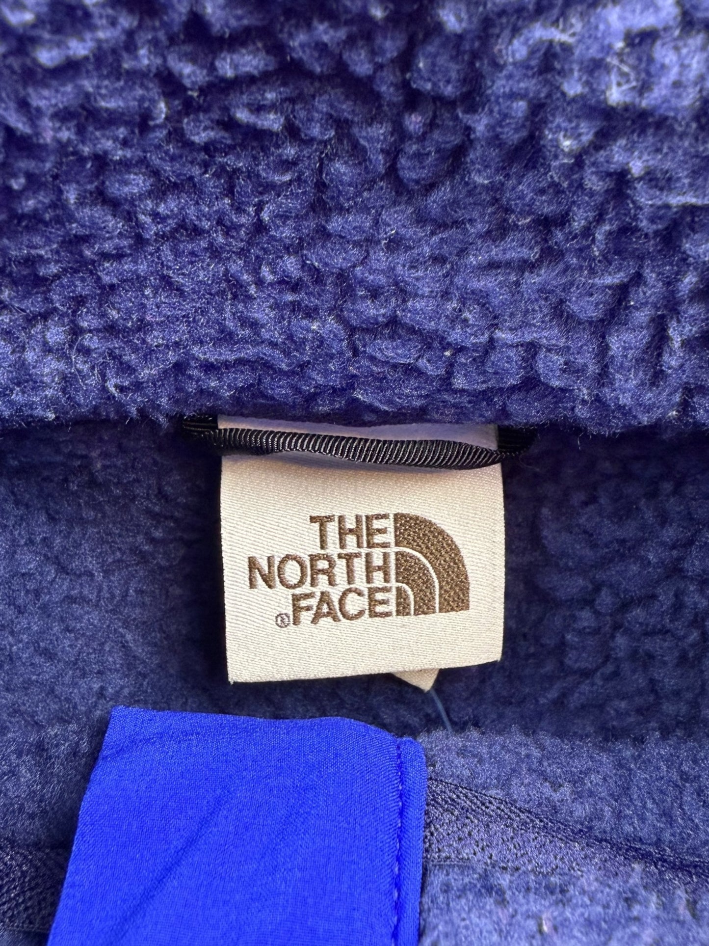 ‘00s TNF Fleece Sz. M