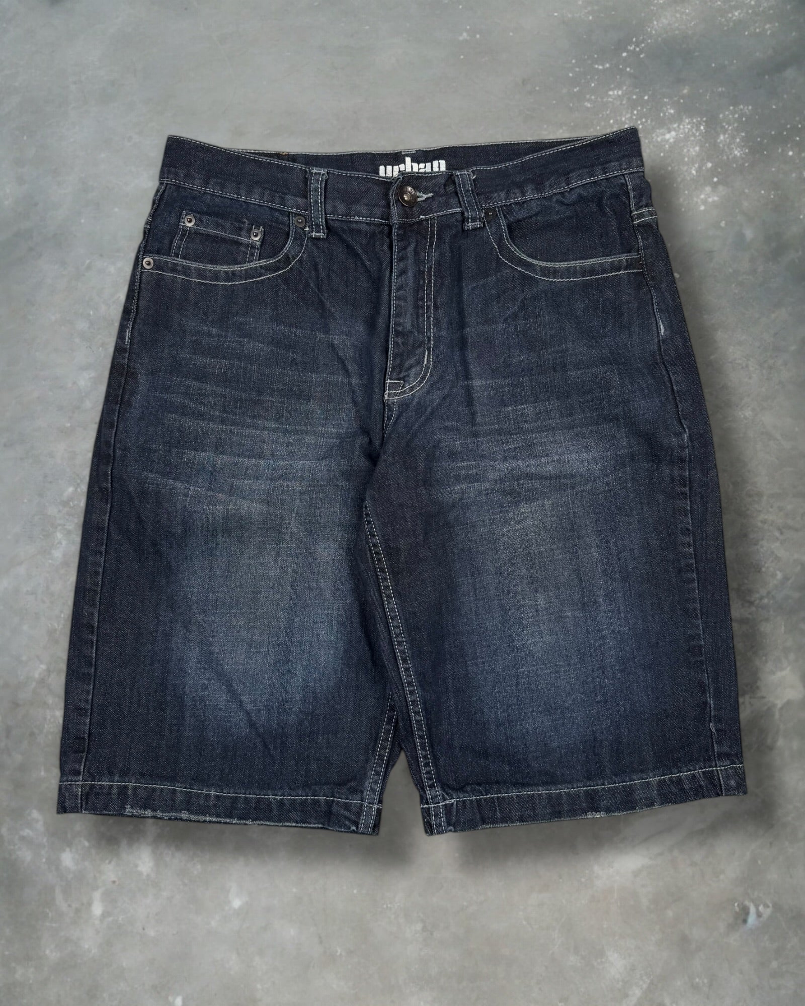 ‘00s Baggy Urban Pipeline Jorts Sz. 32