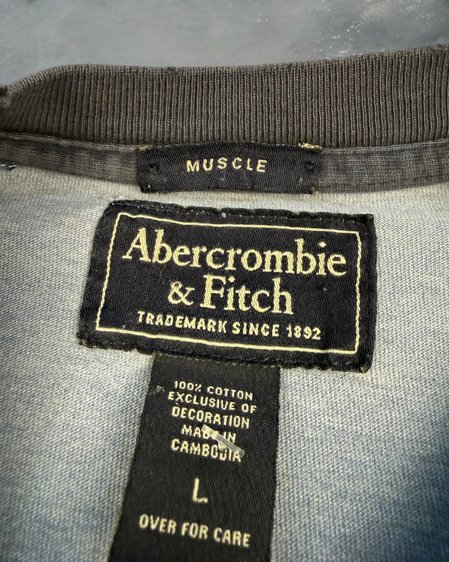 ‘10s Abercrombie & Fitch Ling Sleeve Sz. L