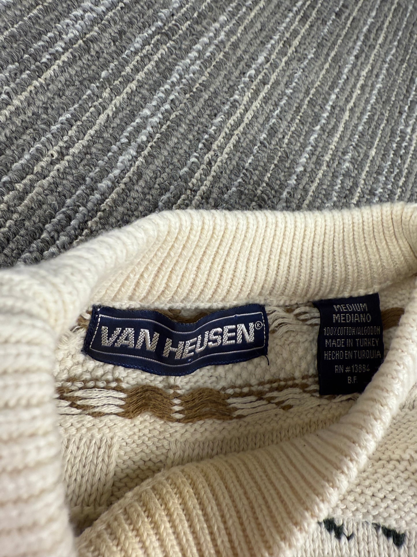 ‘90s Van Heusen Sweater Sz. M